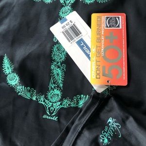 NWT O’Neill Rash Tee / Swim Shirt
